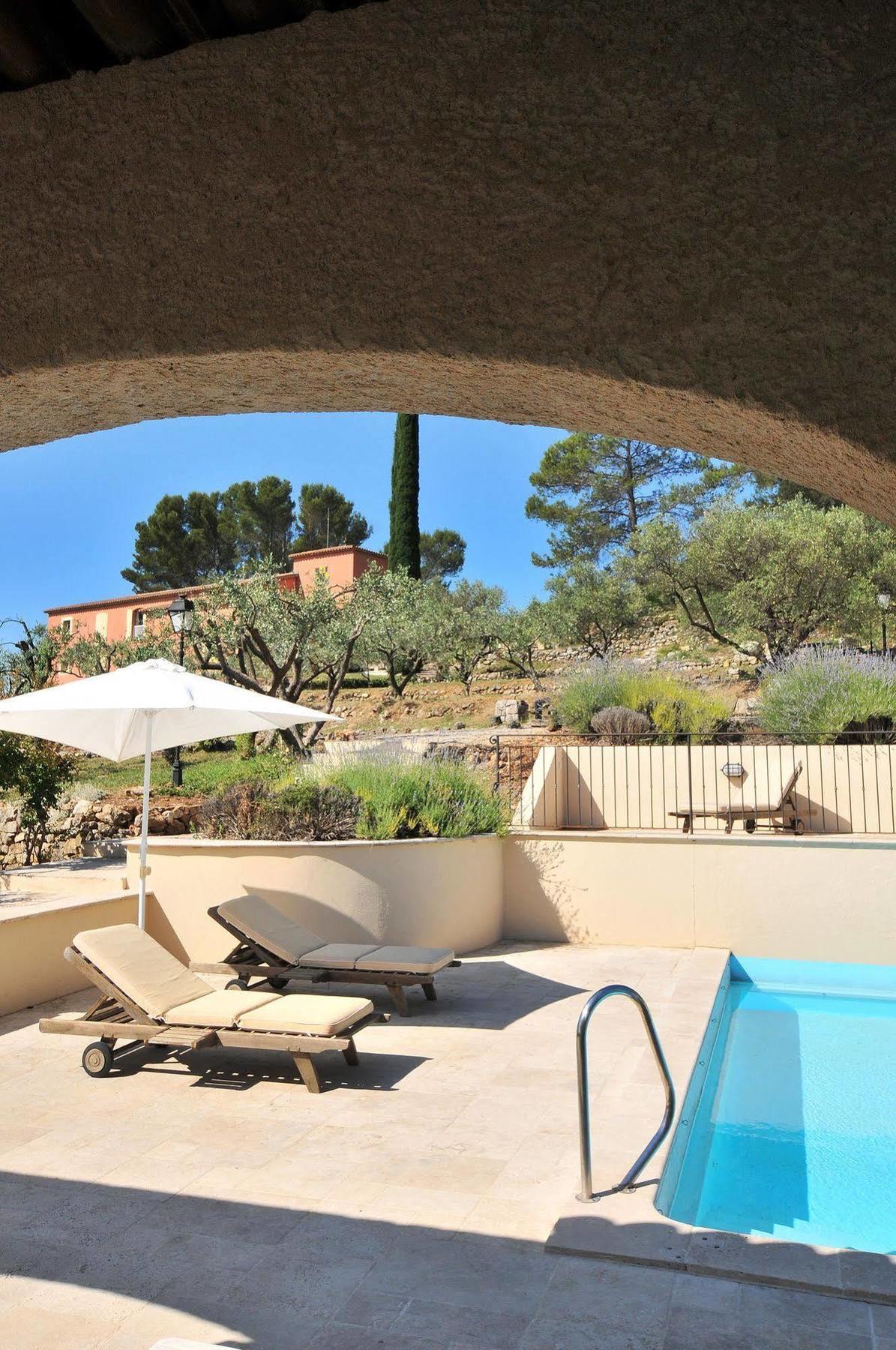 Domaine Rabiega Hotel Flayosc Екстериор снимка